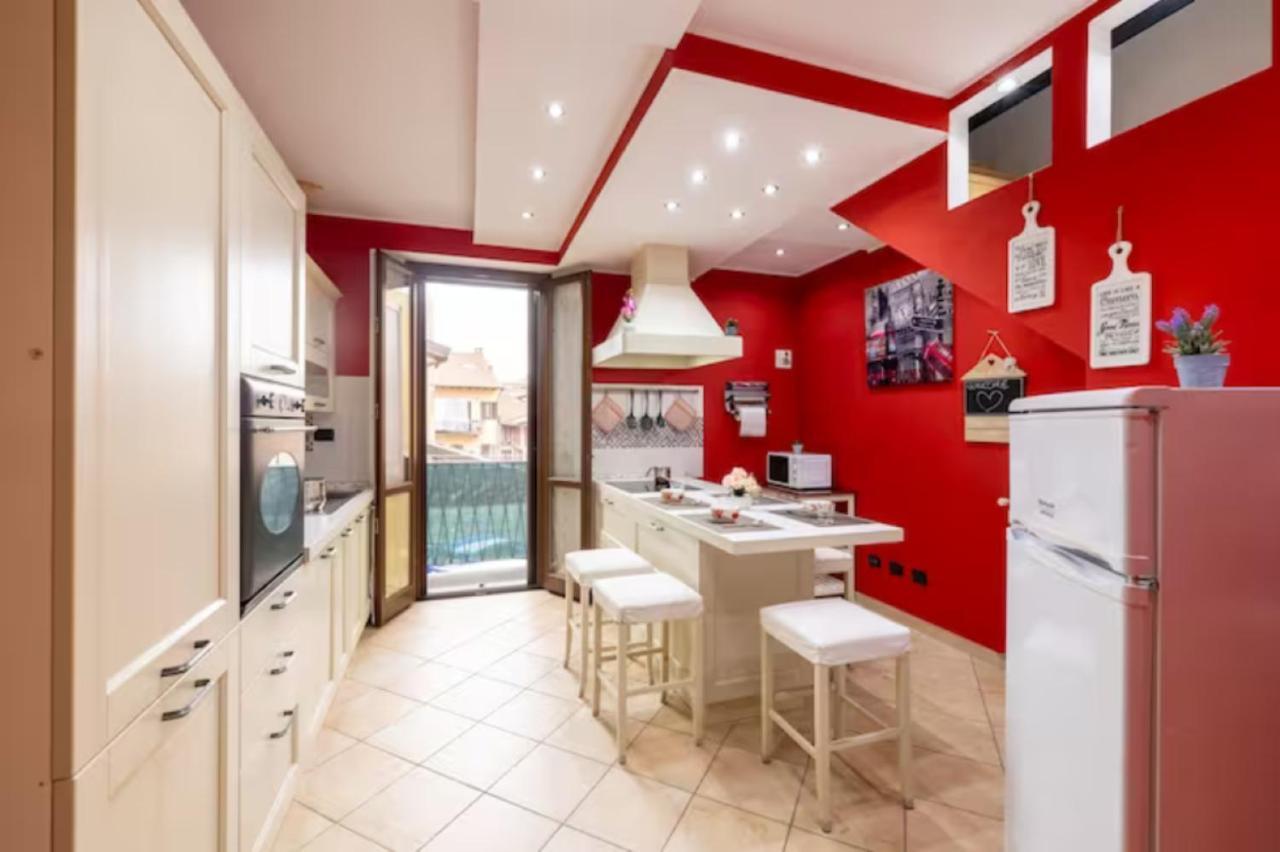 Апартаменти Leonardo Academy In 5' - Parcheggio Gratis - Laghi & Wi-Fi Сесто-Календе Екстер'єр фото